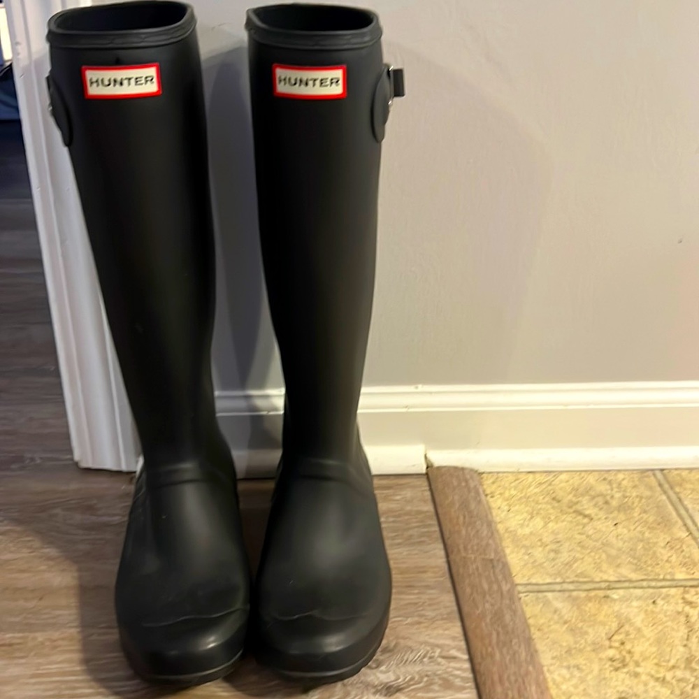 Black Hunter Boots